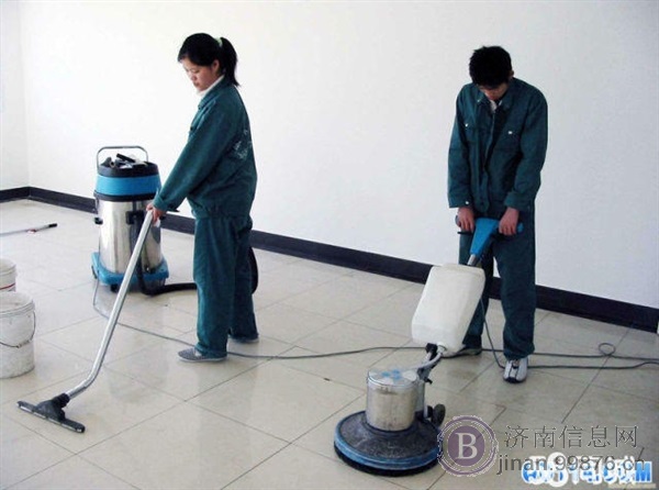济南市丽洁家政公司清洗油烟机玻璃清洗家庭保洁办公室保洁